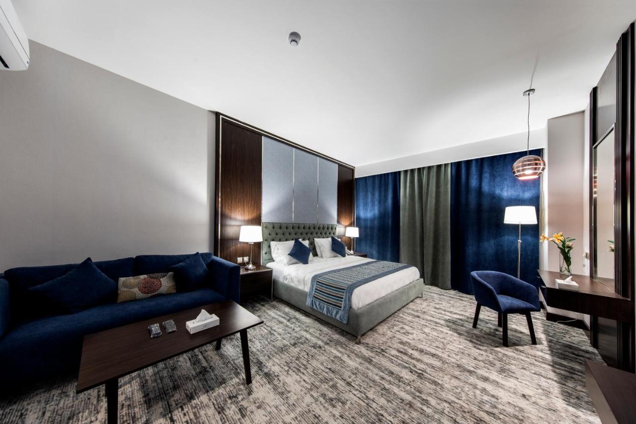 Lily Hotel Suite Mubarraz Эль-Хуфуф Экстерьер фото