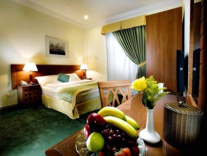 Lily Hotel Suite Mubarraz Эль-Хуфуф Экстерьер фото