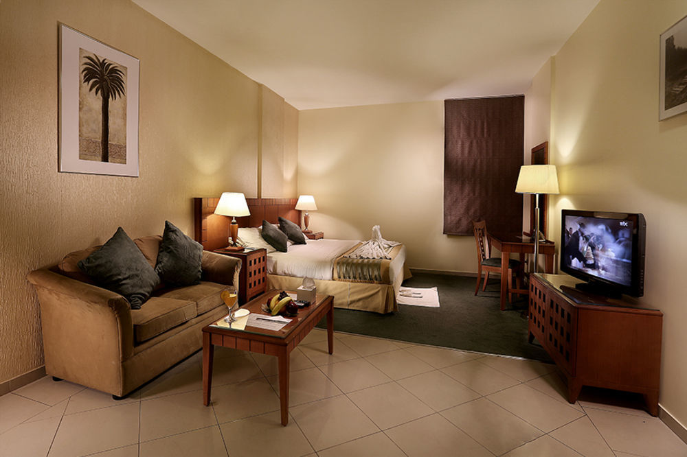Lily Hotel Suite Mubarraz Эль-Хуфуф Экстерьер фото